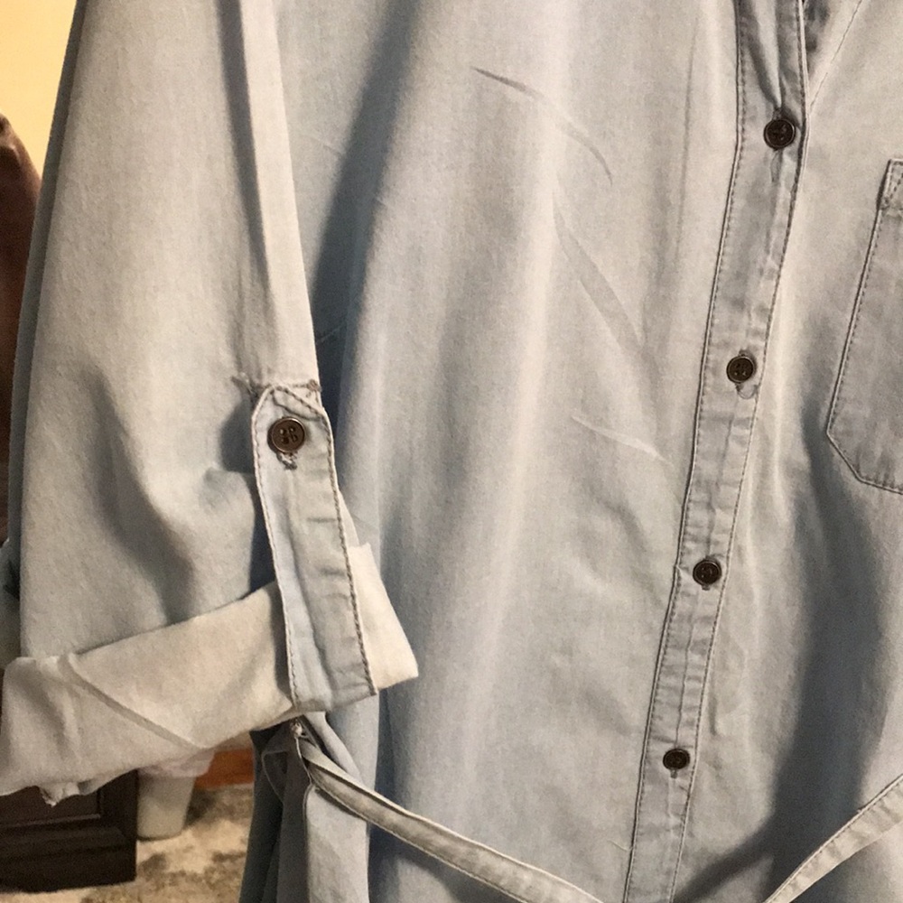 Size 2X - Picture 3 of 3